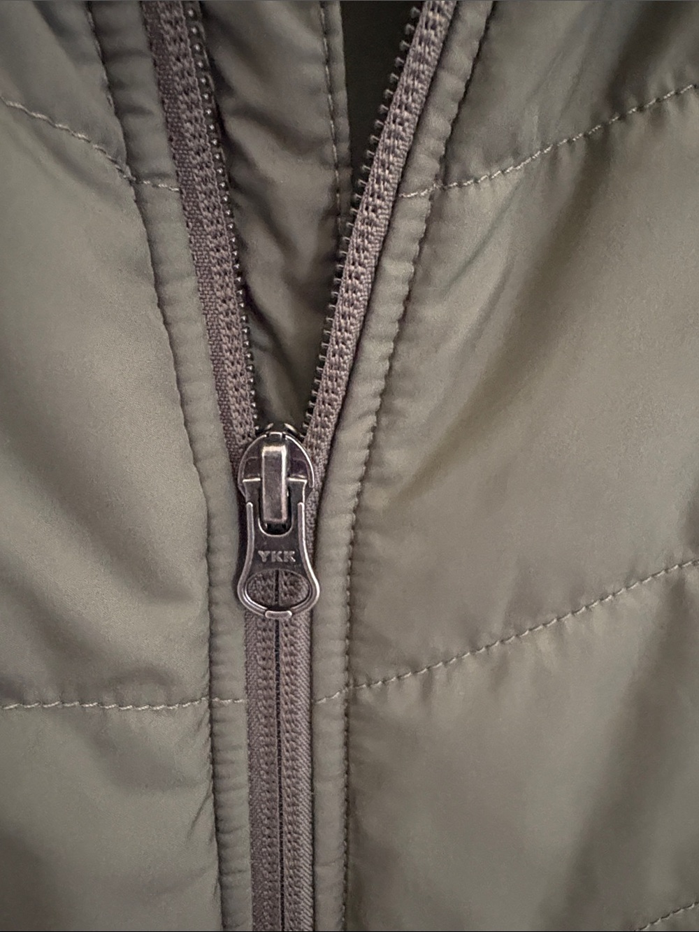 The North Face Olive Green Women’s Quilted Vest - Picture 6 of 11